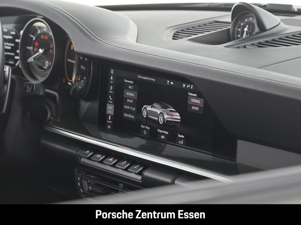 Porsche 992 911 Carrera 4S / LED Schaltwipp. Rückfahrkam foto 16