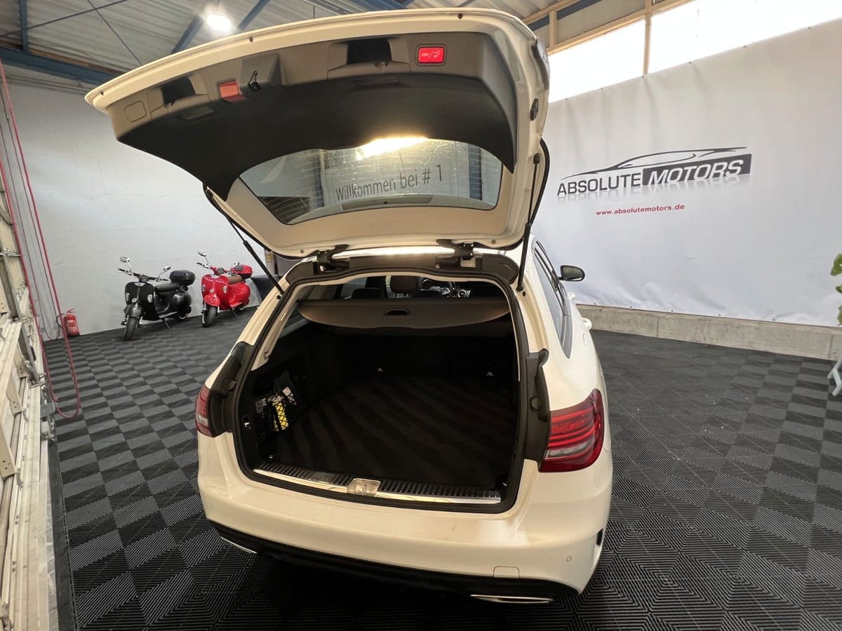 Mercedes-Benz C300 T-Modell AMG Line *LED *Assistent *RFK foto 18