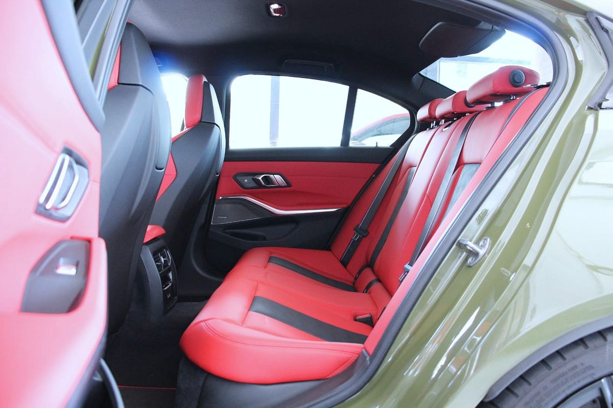 BMW M3 xDrive Competition (G80) Laser Carbon H&K HUD foto 16