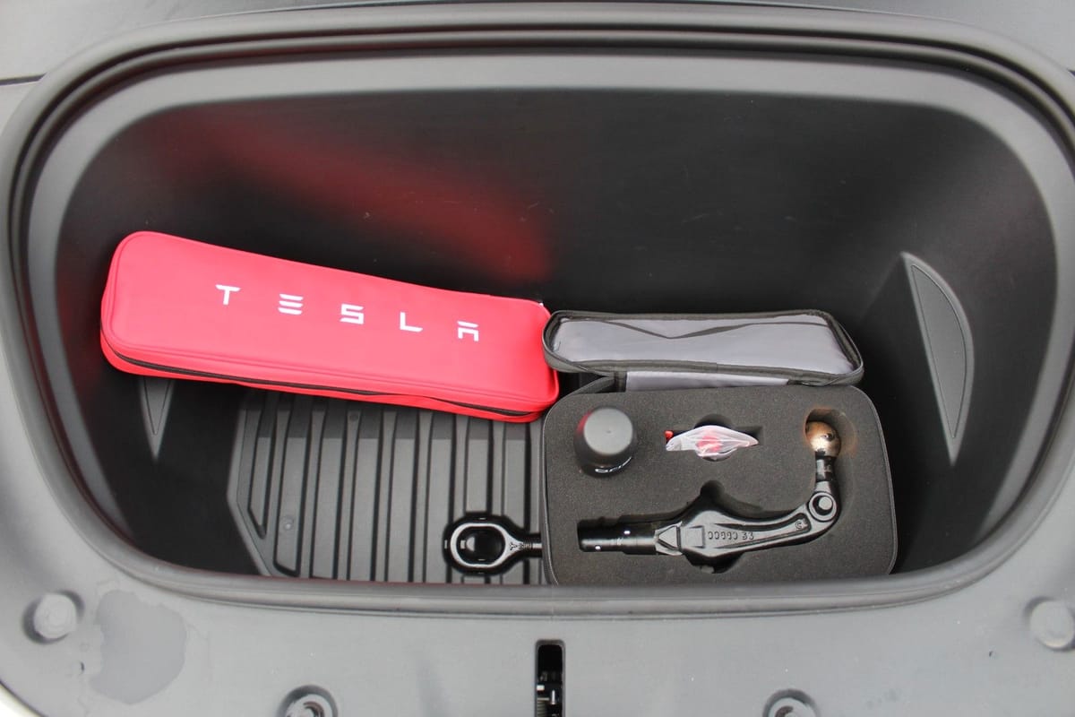 Tesla Model Y Basis RWD foto 9