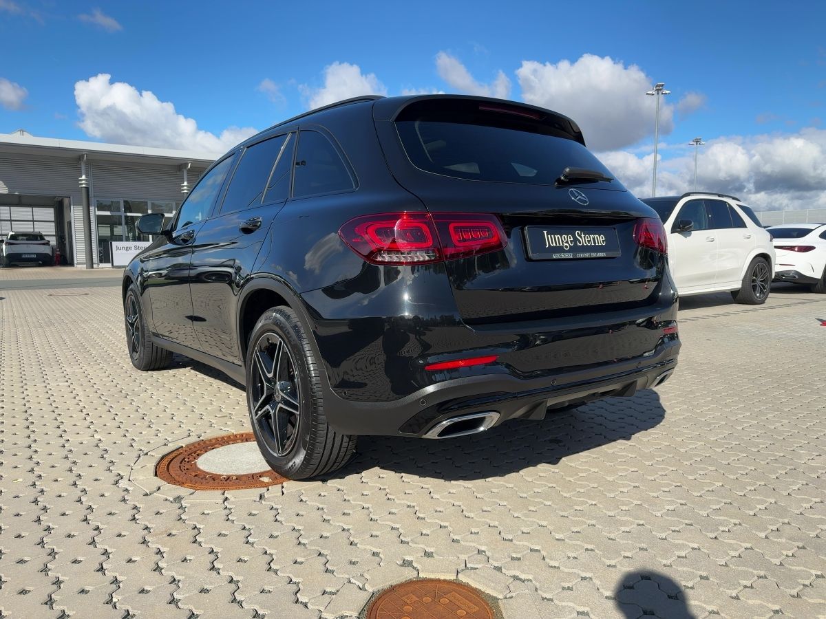 Mercedes-Benz GLC 220 d 4M AMG NIGHT LED AHK PANO KAM AMBIENTE foto 2