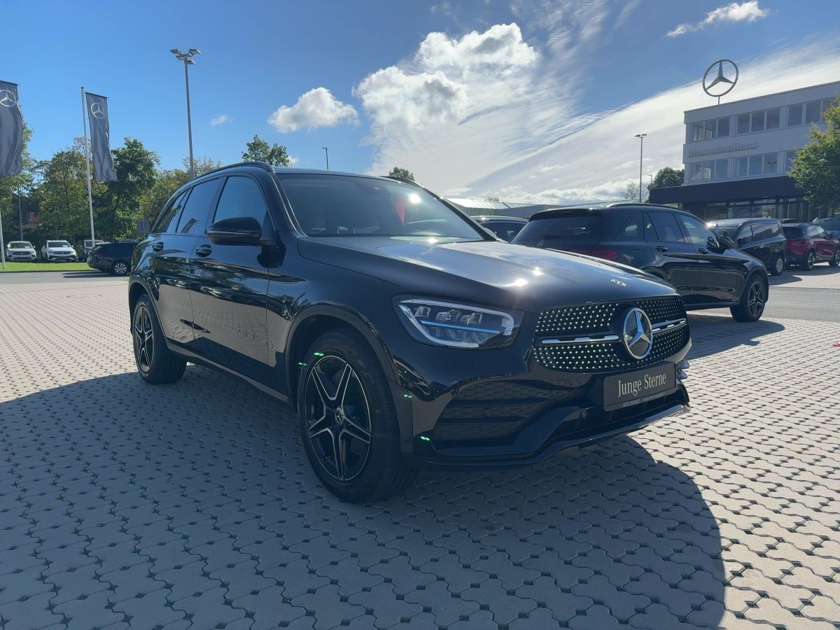 Mercedes-Benz GLC 220 d 4M AMG NIGHT LED AHK PANO KAM AMBIENTE foto 4