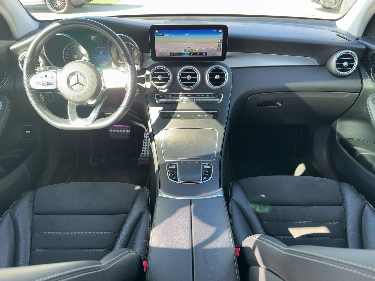 Mercedes-Benz GLC 220 d 4M AMG NIGHT LED AHK PANO KAM AMBIENTE foto 5