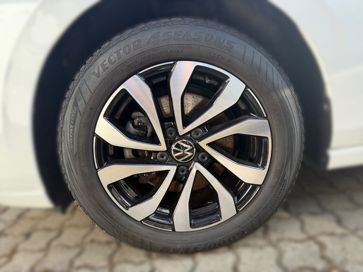 Volkswagen Golf VII 1.5 TSI Active Navi IQ.Light DAB SideA foto 3