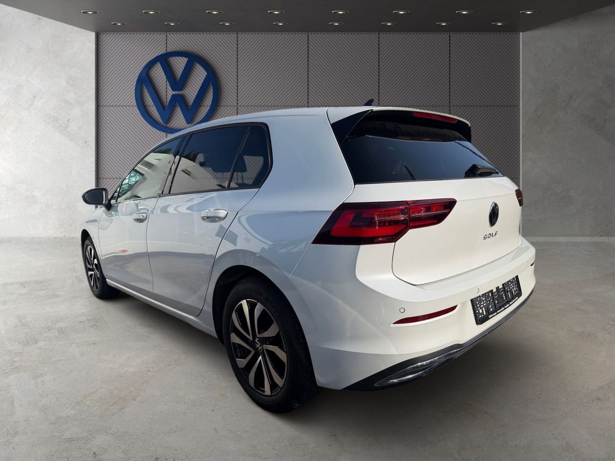 Volkswagen Golf VII 1.5 TSI Active Navi IQ.Light DAB SideA foto 4