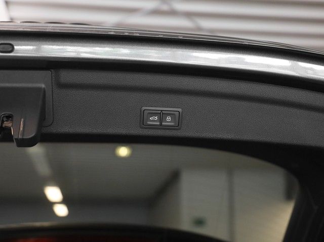 Audi Q3 Sportback 35 TFSI S line LM19 Pano ACC Matrix foto 11