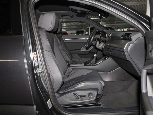 Audi Q3 Sportback 35 TFSI S line LM19 Pano ACC Matrix foto 6