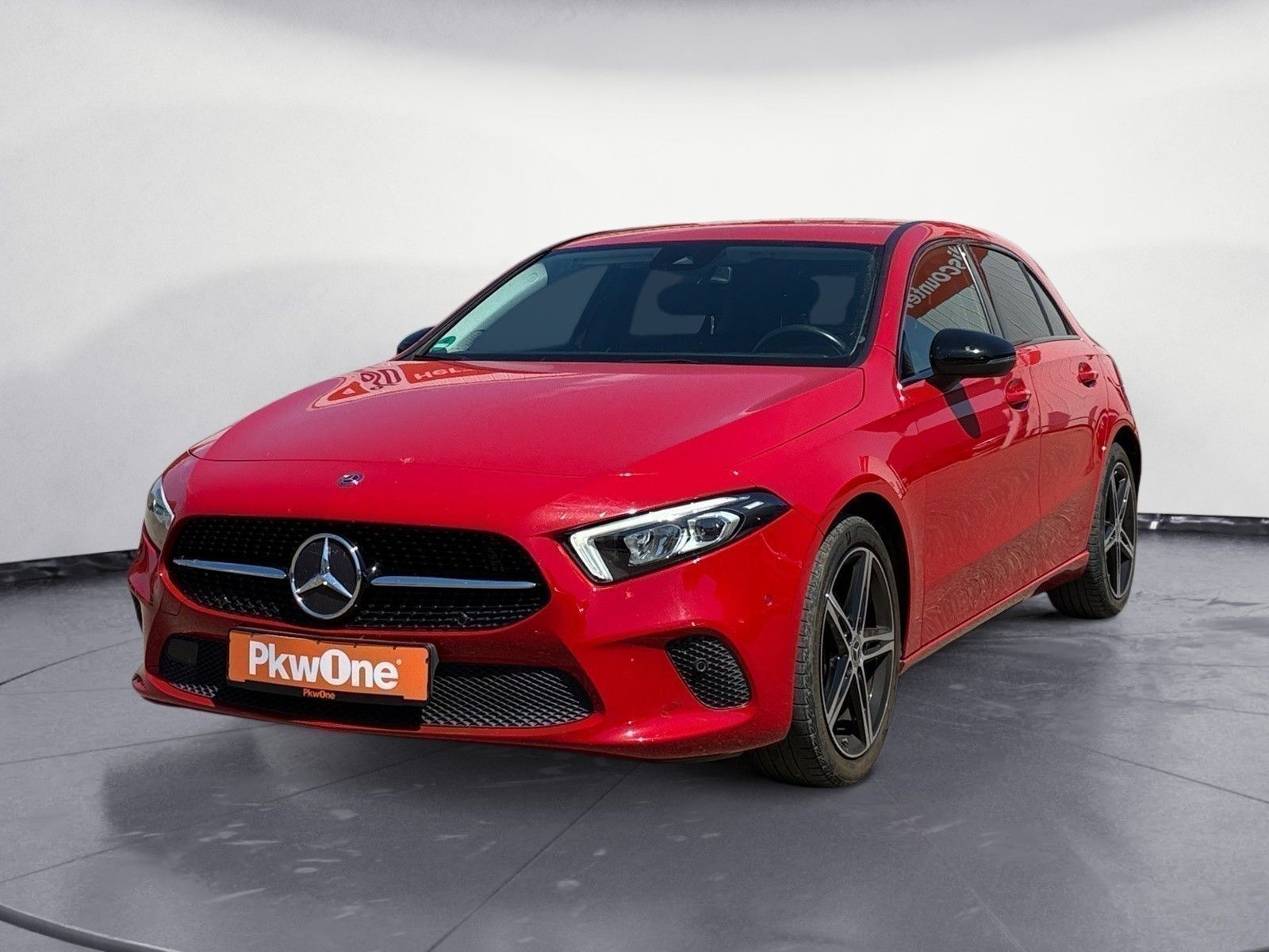 Mercedes-Benz A 180 TEMPOMAT NAVI KLIMA SHZ LHZ KAMERA PDC foto 1