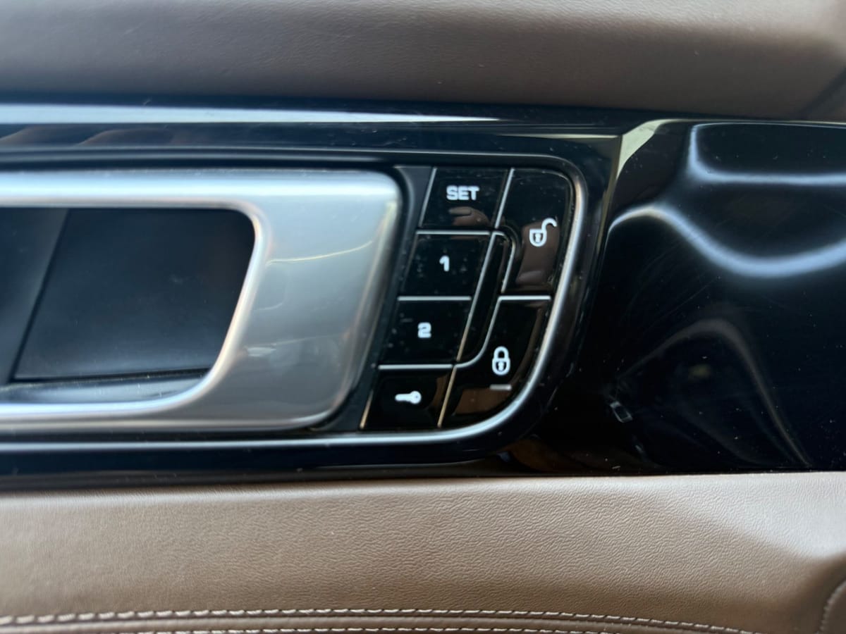 Porsche Panamera 4 E-Hybrid 2.Hand Approved Bose Chrono foto 22