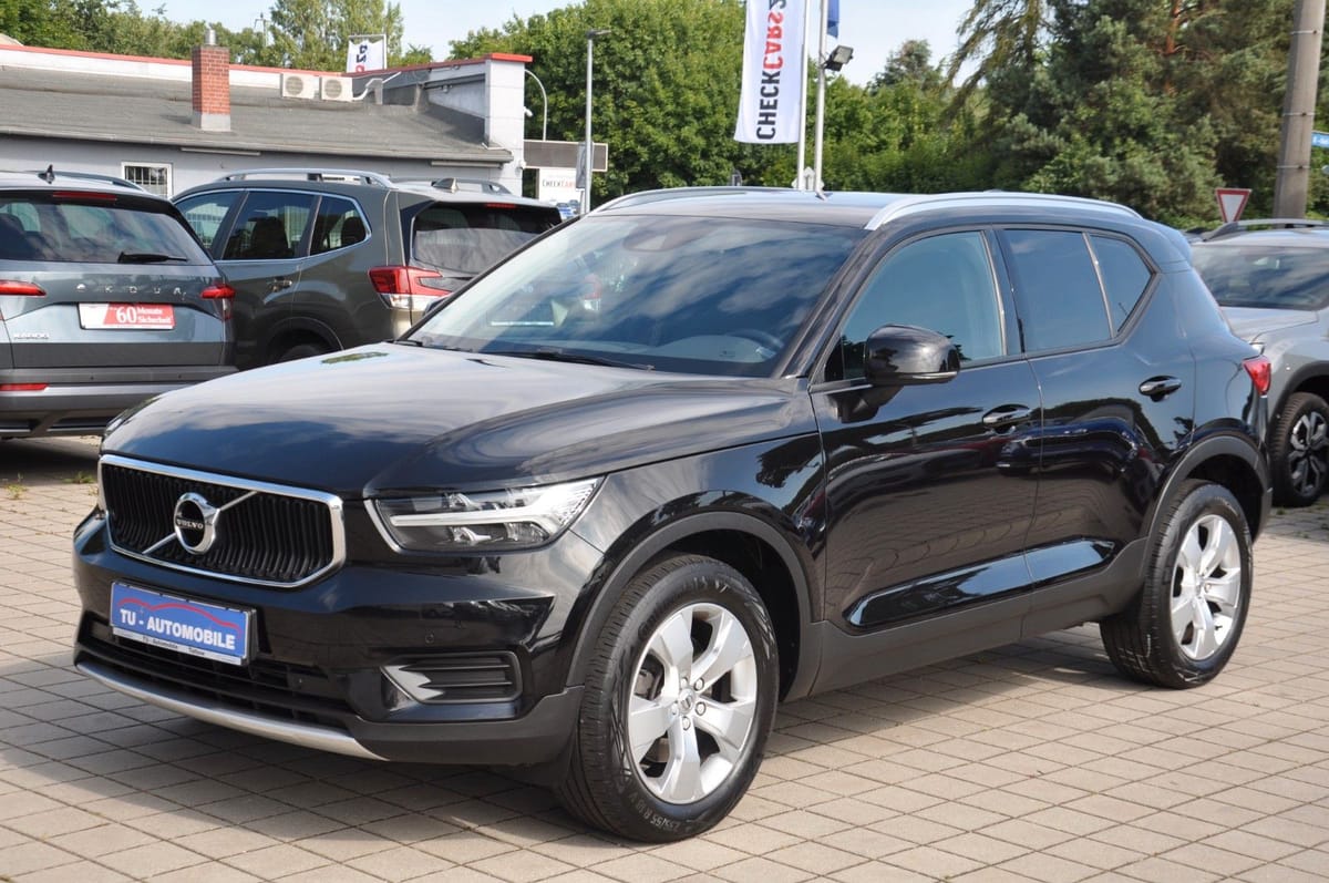 Volvo XC40 2.0 T4 Momentum Pro LED-AHK-KAM-SOUNDSYSTEM foto 4