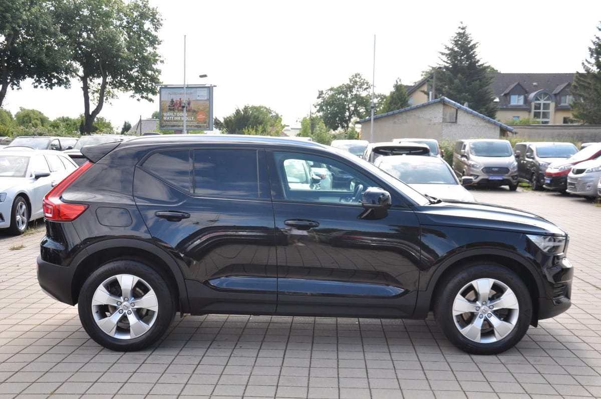 Volvo XC40 2.0 T4 Momentum Pro LED-AHK-KAM-SOUNDSYSTEM foto 8