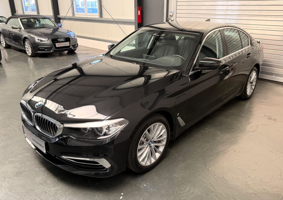 BMW 530 e Luxury Line Vollleder Cam ACC Navi KeyLess foto 5