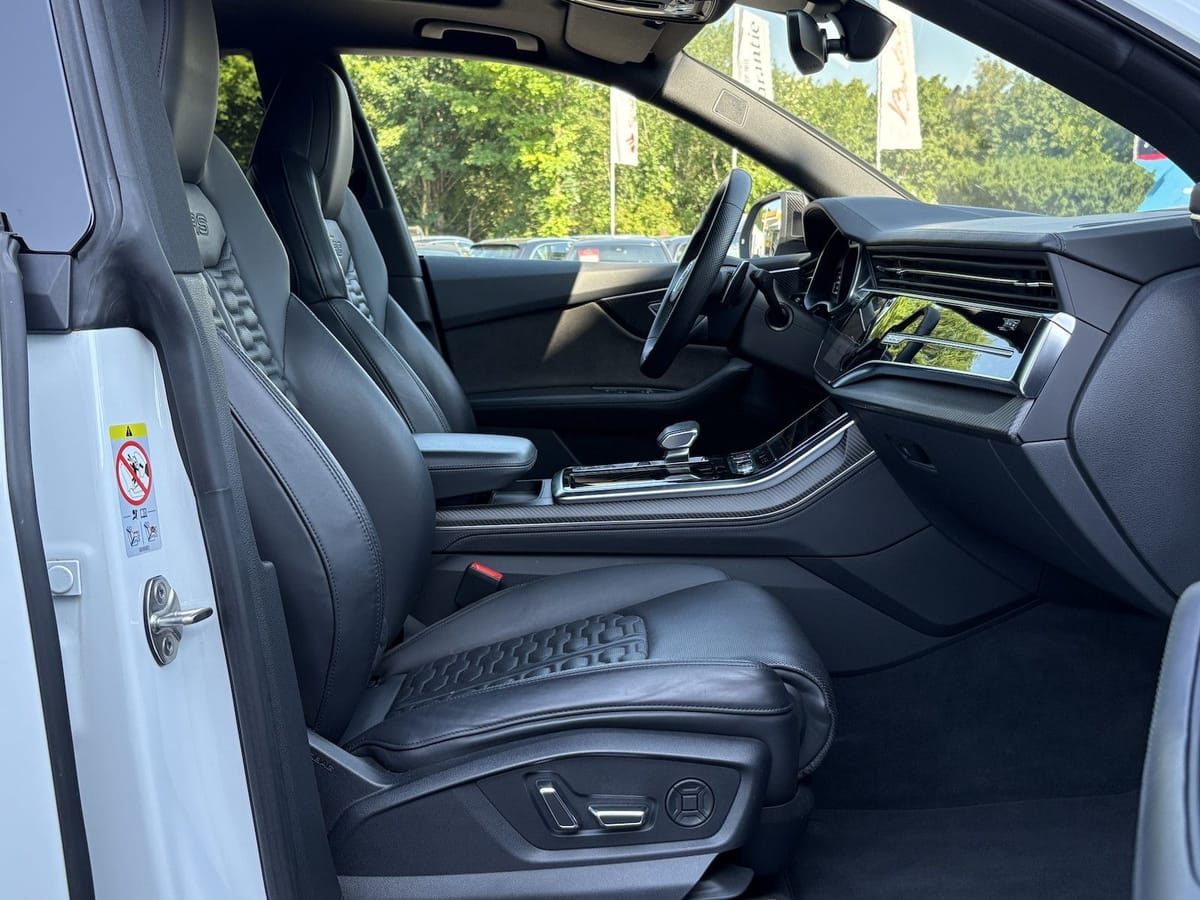 Audi RSQ8 4.0 TFSI quattro 360°/PANO/MEMORY/1.HAND foto 13