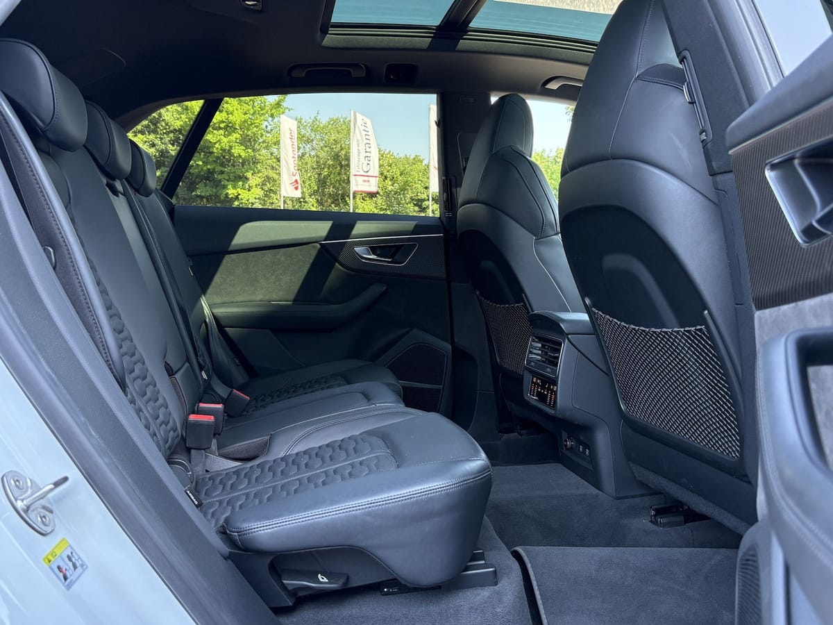 Audi RSQ8 4.0 TFSI quattro 360°/PANO/MEMORY/1.HAND foto 15