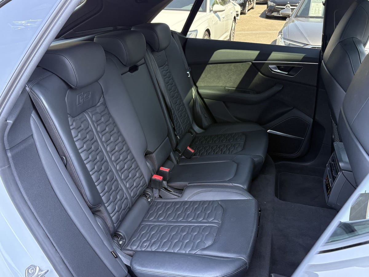 Audi RSQ8 4.0 TFSI quattro 360°/PANO/MEMORY/1.HAND foto 16