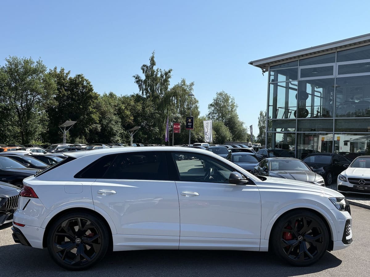 Audi RSQ8 4.0 TFSI quattro 360°/PANO/MEMORY/1.HAND foto 7