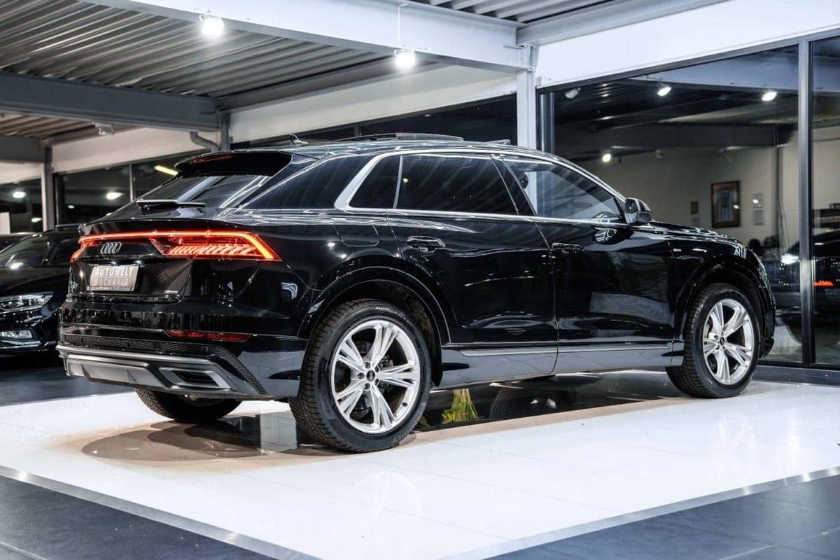 Audi Q8 3.0 TDI S-Line quattro PANO HD Matrix 21 Zoll foto 12