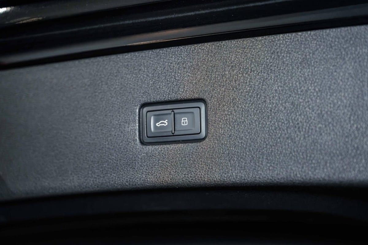 Audi Q8 3.0 TDI S-Line quattro PANO HD Matrix 21 Zoll foto 18