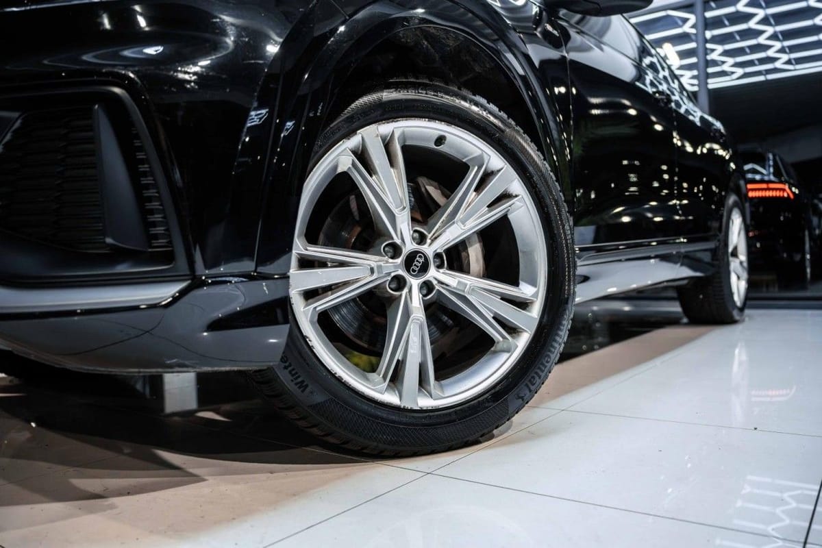 Audi Q8 3.0 TDI S-Line quattro PANO HD Matrix 21 Zoll foto 3