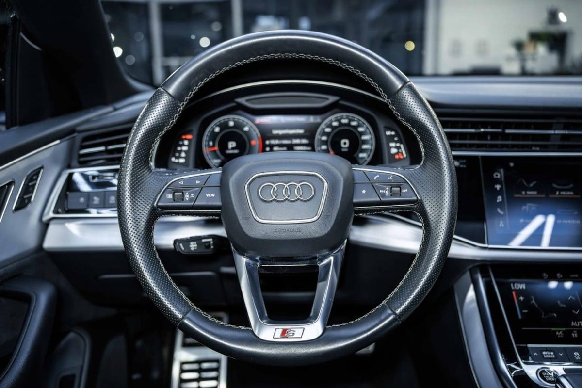 Audi Q8 3.0 TDI S-Line quattro PANO HD Matrix 21 Zoll foto 24