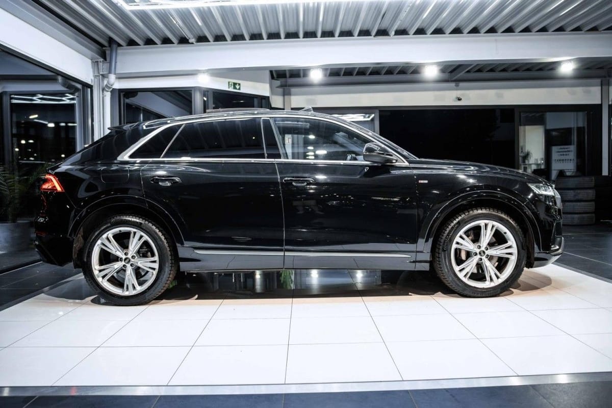 Audi Q8 3.0 TDI S-Line quattro PANO HD Matrix 21 Zoll foto 7