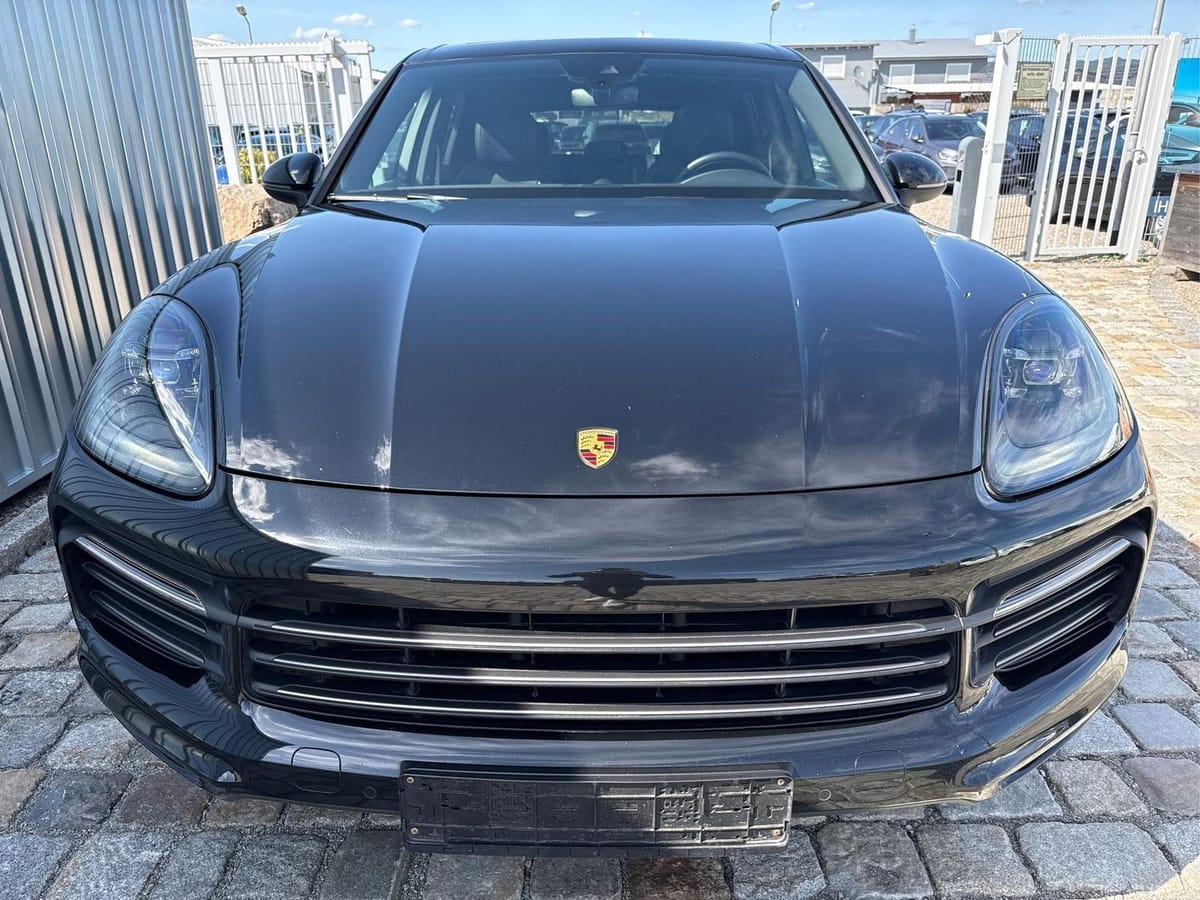 Porsche Cayenne 3,0 Ltr. - 250kW 340PS V6 Turbo Plati foto 2