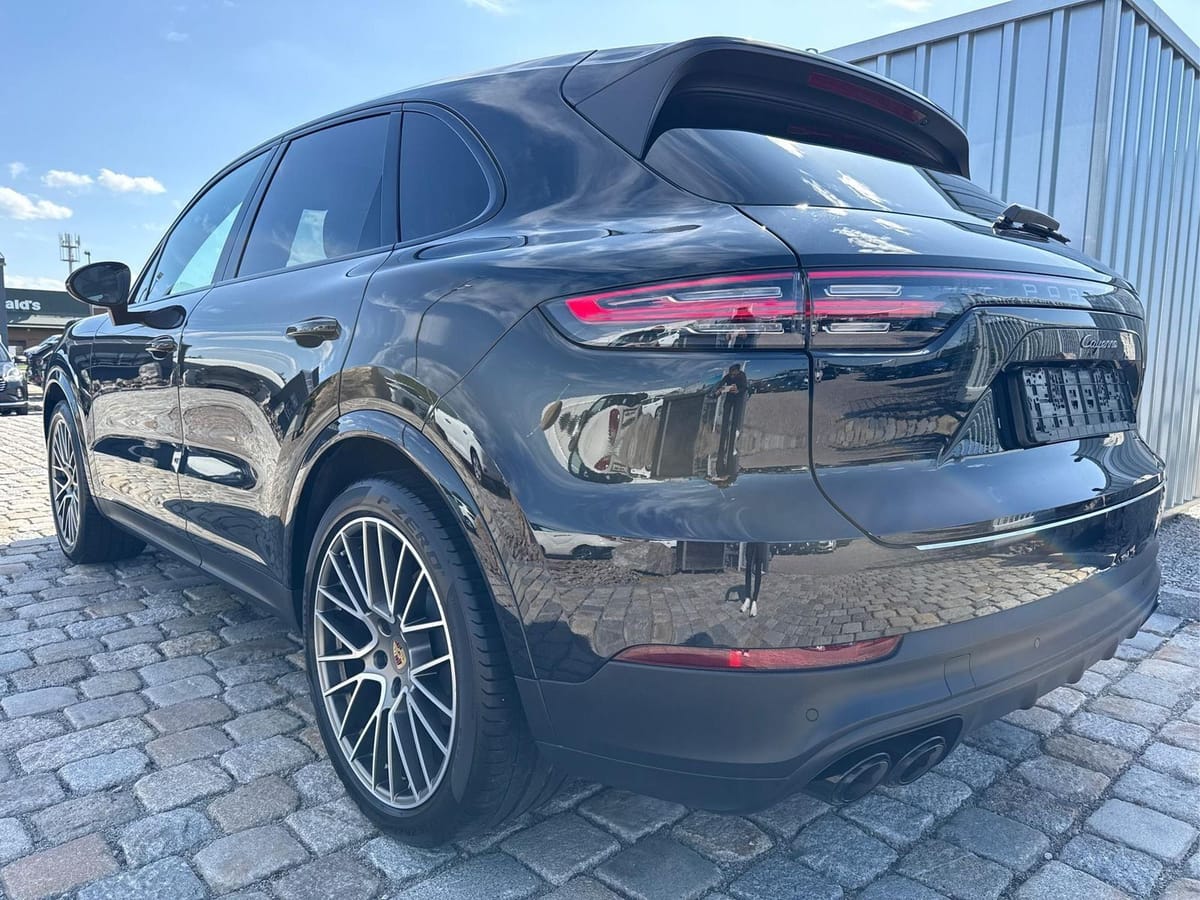 Porsche Cayenne 3,0 Ltr. - 250kW 340PS V6 Turbo Plati foto 4