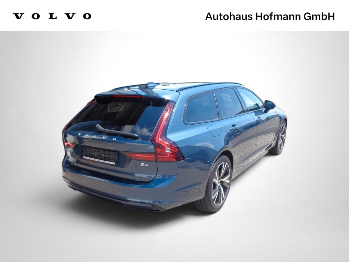Volvo V90 R-Design B4 AWD foto 3
