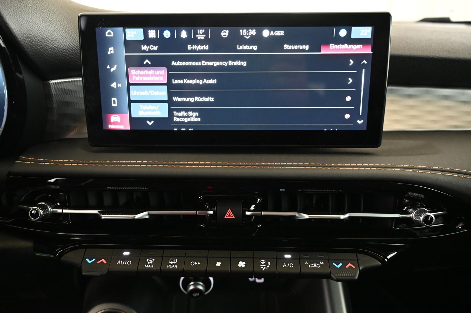 Alfa Romeo Tonale 1.3 PHEV 280 Q4 Ti LED/NAVI/ACC/KAMERA/18 foto 16