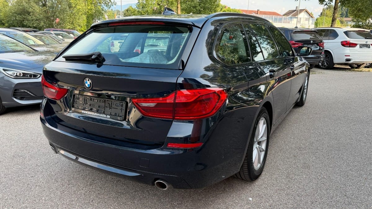 BMW 530d Touring HeadUp Komfort Kamera LED foto 5