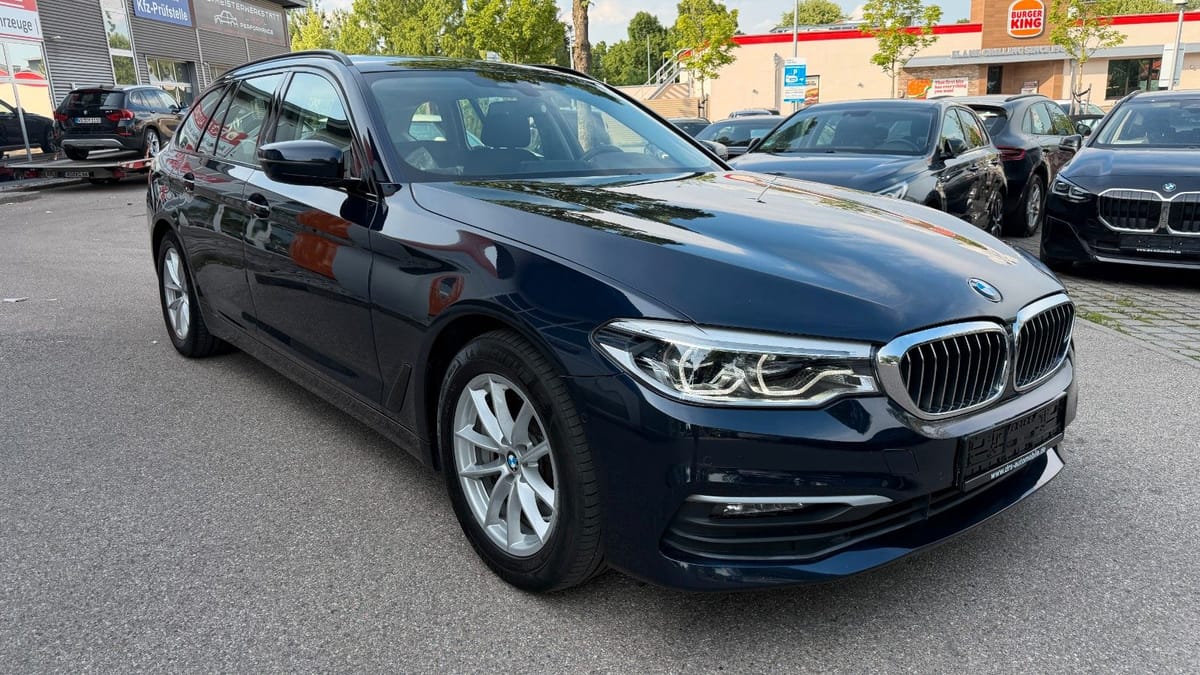 BMW 530d Touring HeadUp Komfort Kamera LED foto 7