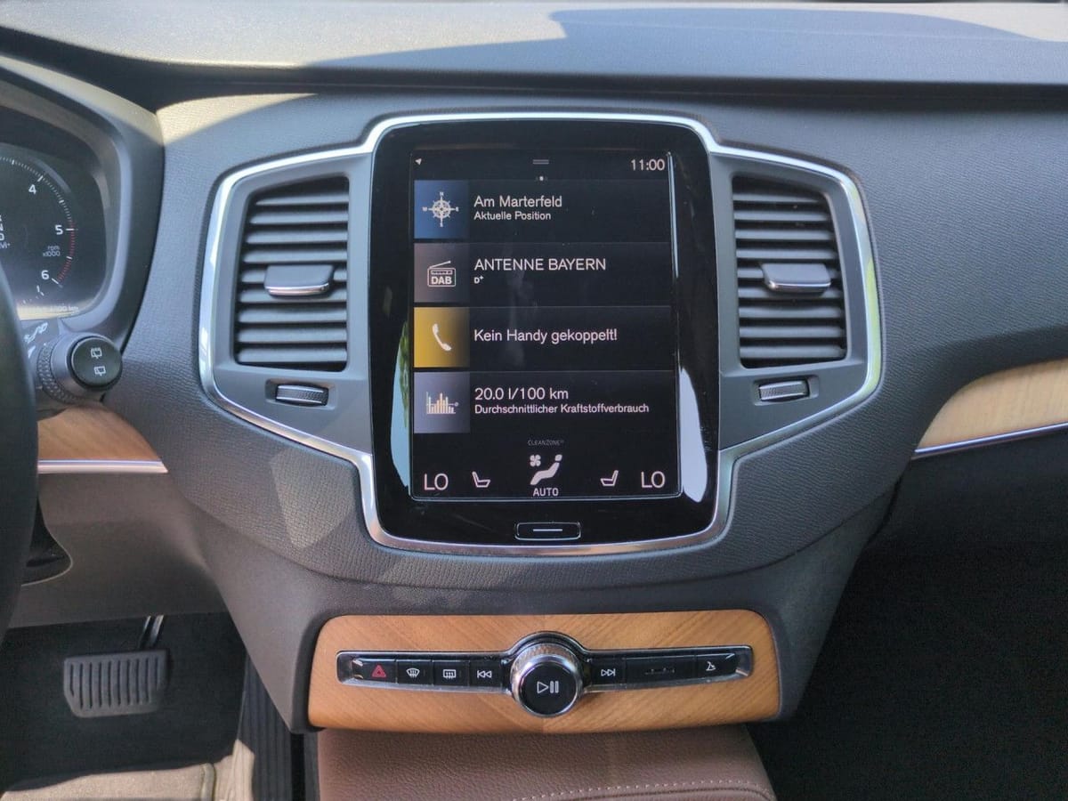 Volvo XC90 B5 (Diesel) Momentum Pro AWD Automatik Navi foto 14