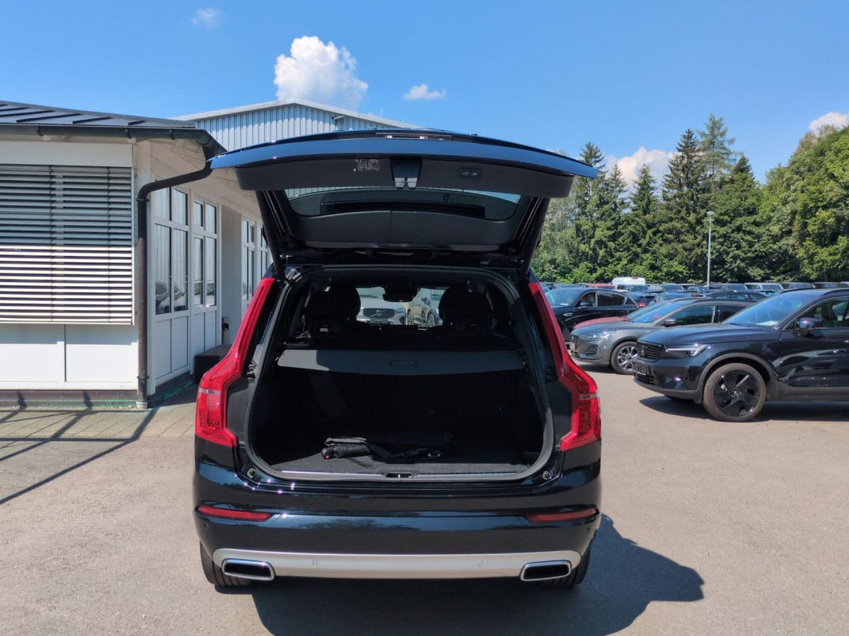 Volvo XC90 B5 (Diesel) Momentum Pro AWD Automatik Navi foto 25