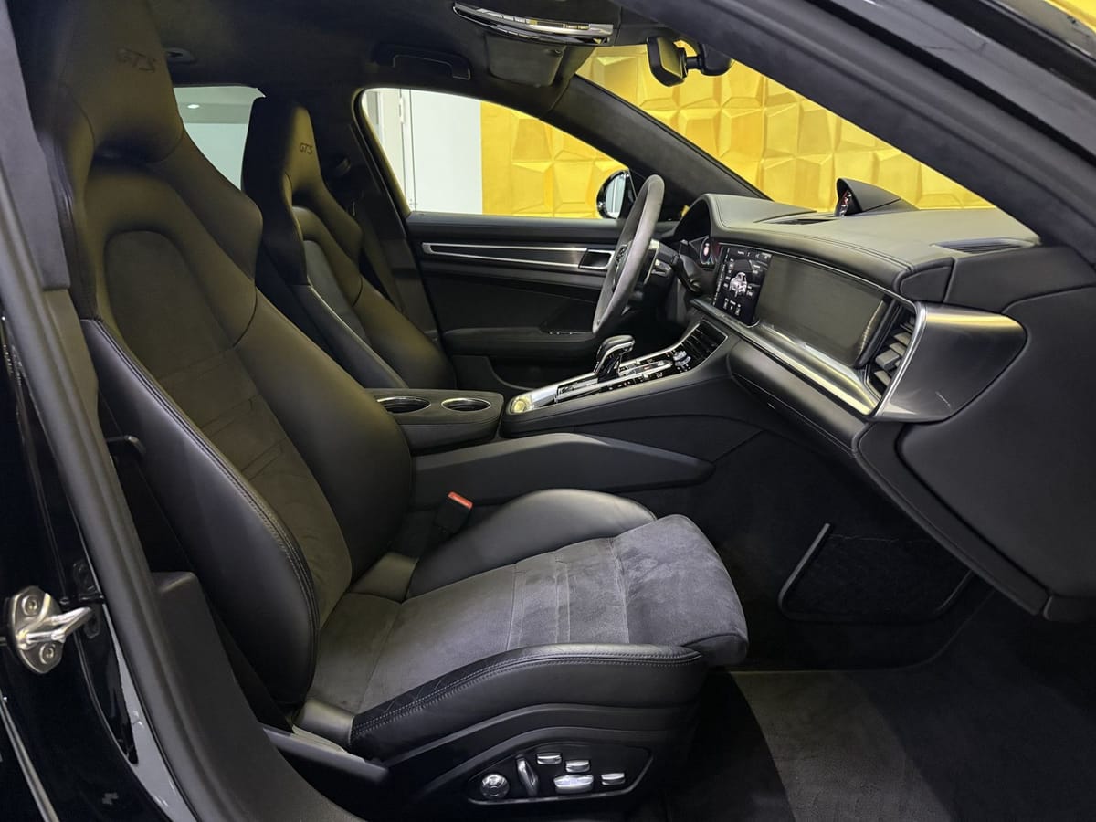 Porsche Panamera GTS Sport Turismo 21ZOLL CHRONO ACC ST foto 12
