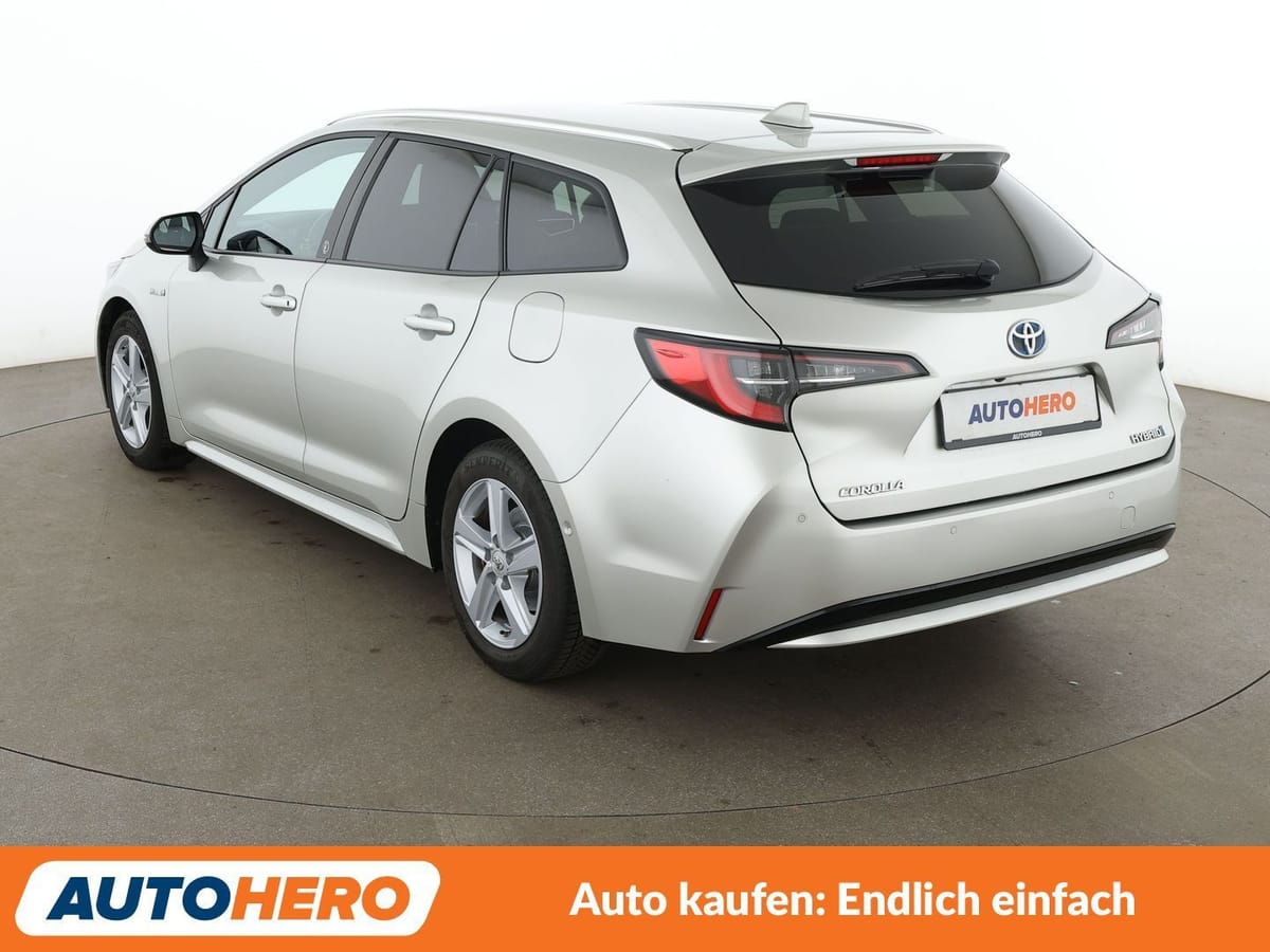 Toyota Corolla 1.8 Hybrid Team D Aut.*BI-LED*ACC*CAM* foto 4
