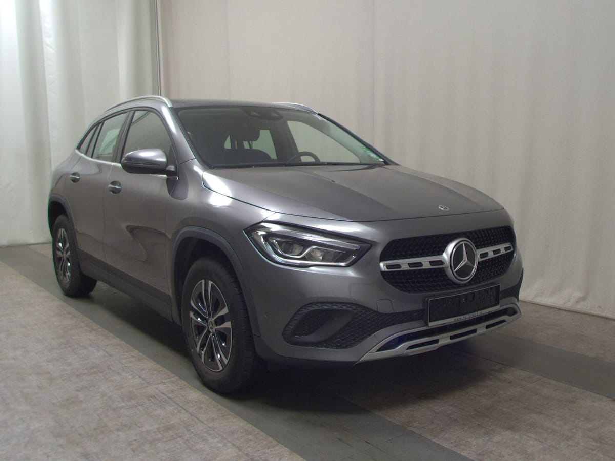 Mercedes-Benz GLA 180 d Style T-Leder Navi LED RFK PDC foto 3