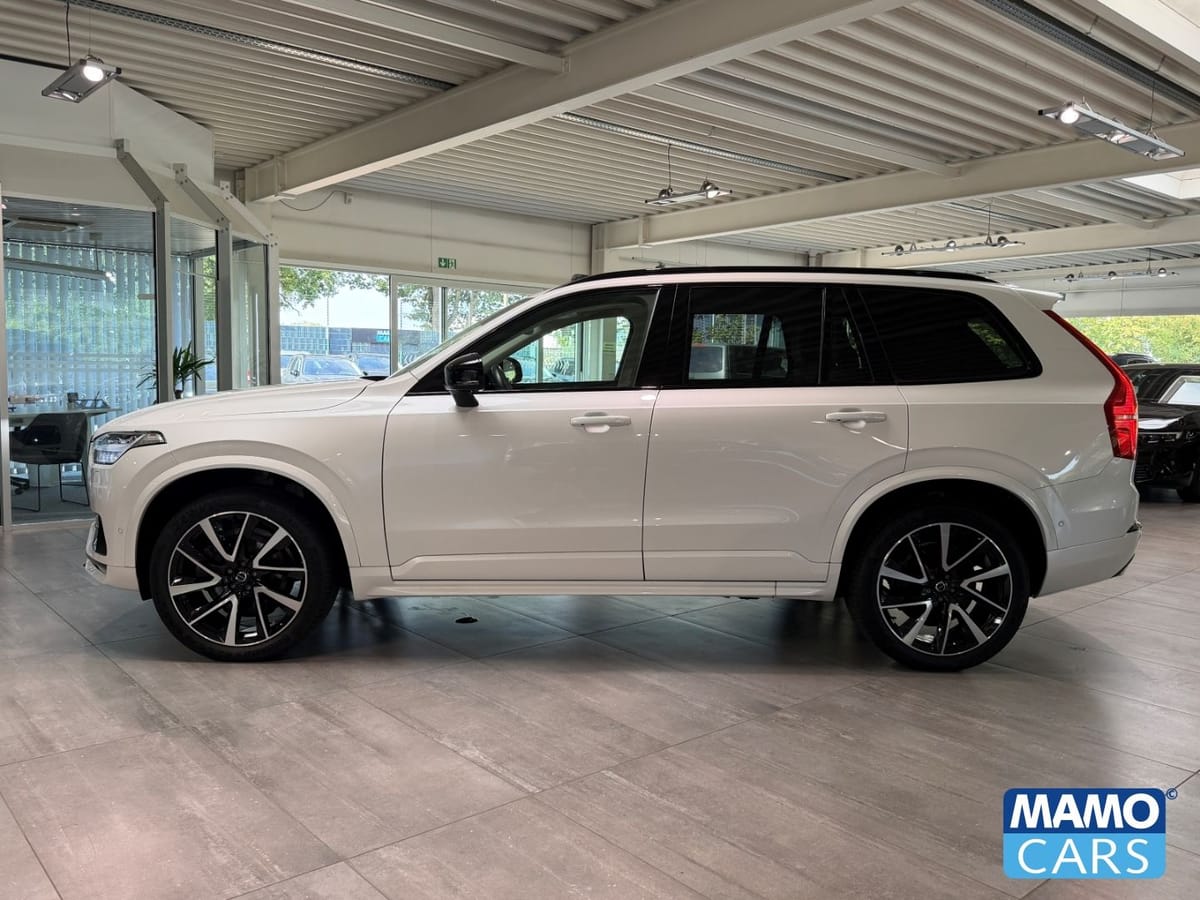 Volvo XC90 B5 AWD Ultimate Dark 7-Sitzer 0,99% AHK 360 foto 3