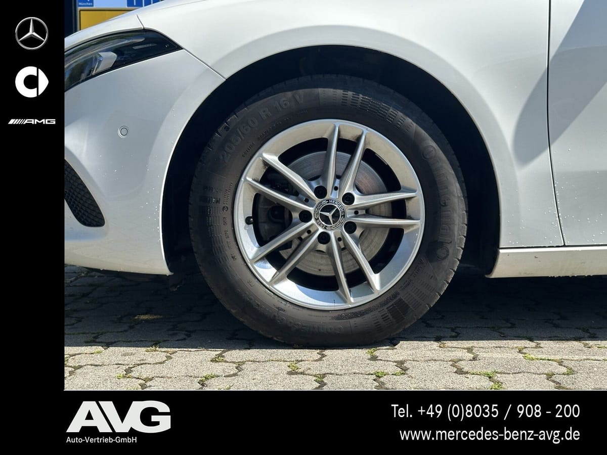 Mercedes-Benz A 200 Style RFK Navi DAB MBUX Premium Business foto 17