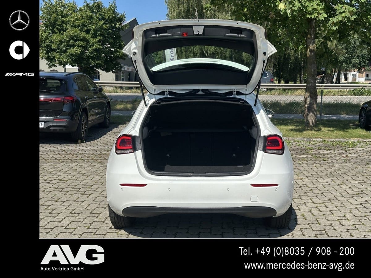Mercedes-Benz A 200 Style RFK Navi DAB MBUX Premium Business foto 7