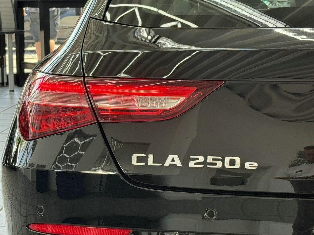 Mercedes-Benz CLA 250 Shooting Brake e, 1.Hd., Leder, MBUX foto 12