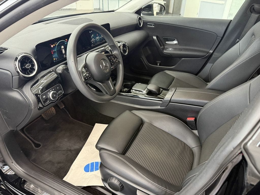 Mercedes-Benz CLA 250 Shooting Brake e, 1.Hd., Leder, MBUX foto 17