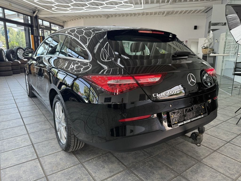 Mercedes-Benz CLA 250 Shooting Brake e, 1.Hd., Leder, MBUX foto 10