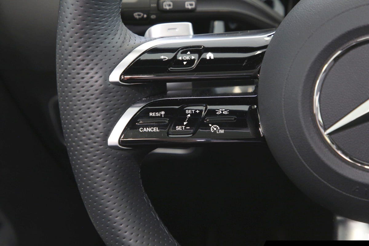 Mercedes-Benz GLA 220 d 4M AMG Sp Edition Night Pano 360°Navi foto 16