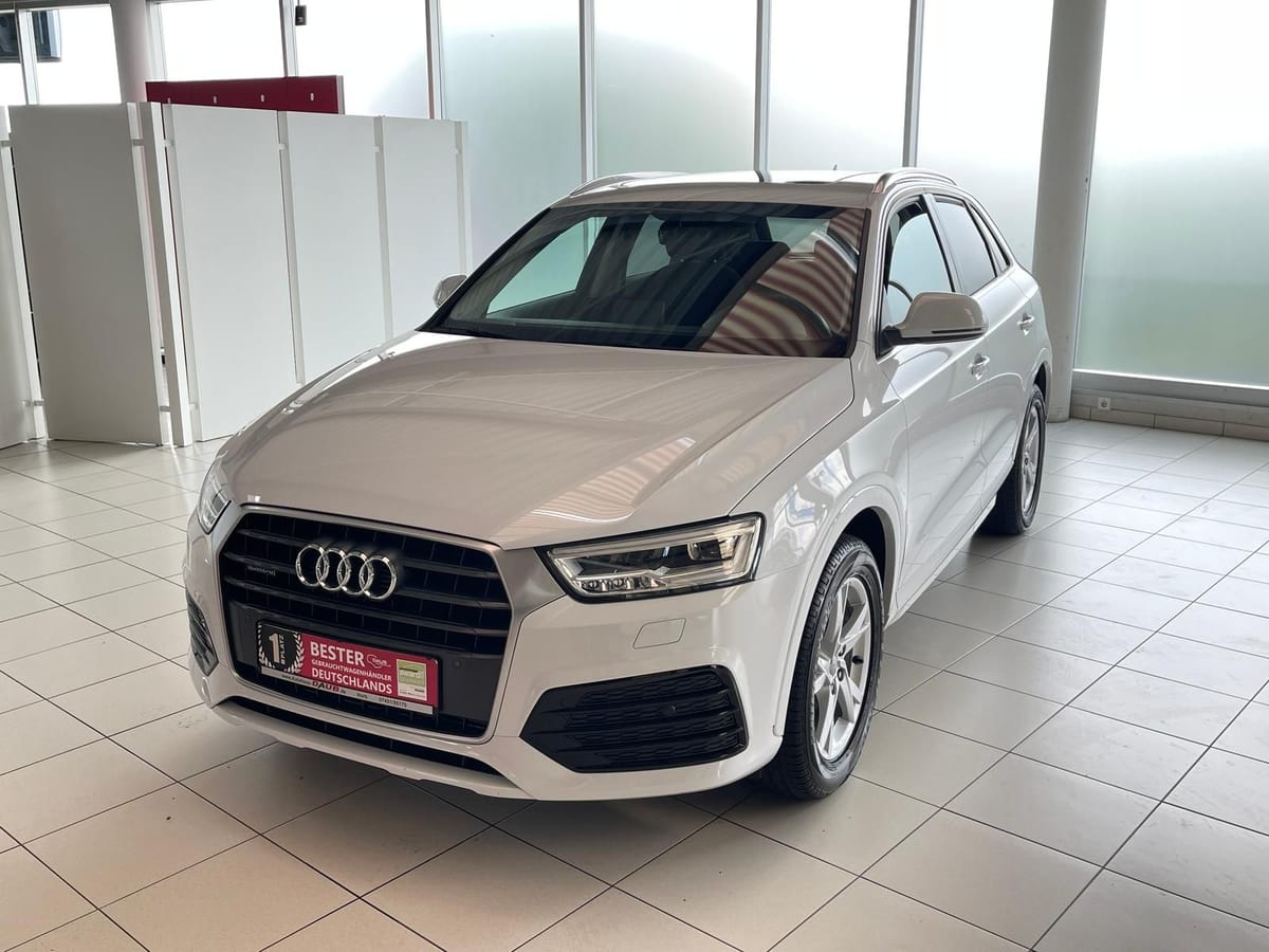Audi Q3 2.0 TFSI quattro Sport DSG Navi LED Pano AHK foto 2
