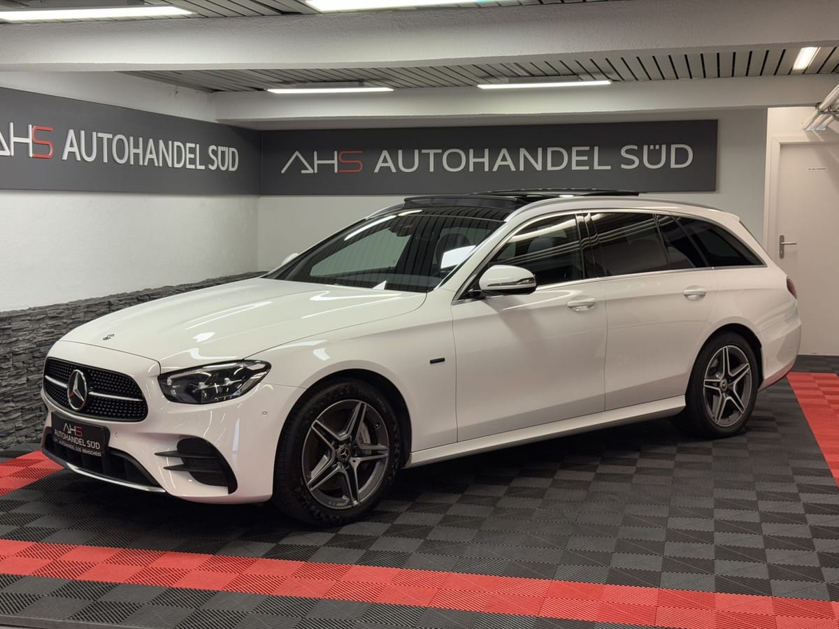 Mercedes-Benz E 300 de AMG-LINE PANO AHK foto 1