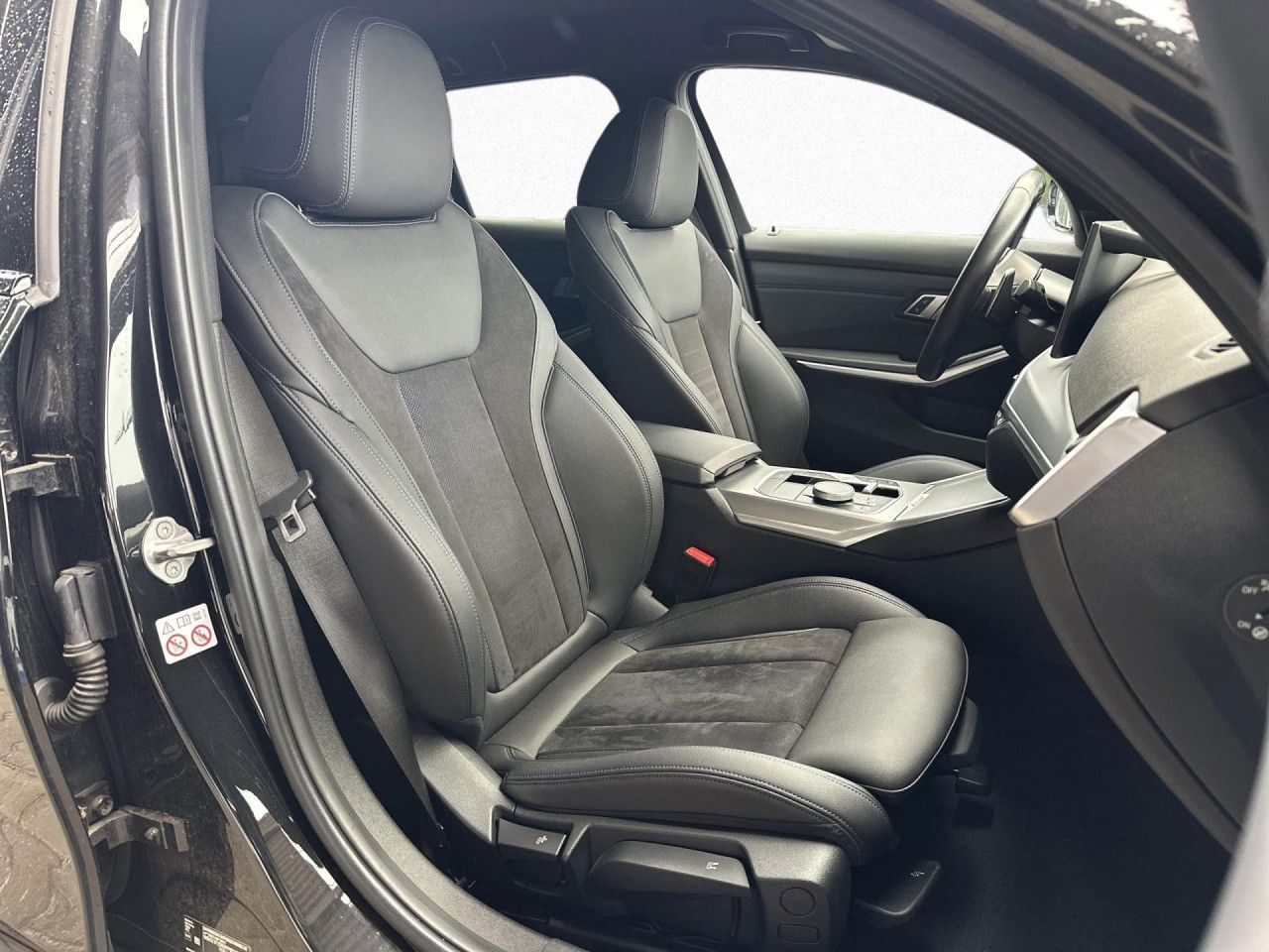 BMW 320d Touring M Sport LiCoPro ad. LED HiFi PA HUD foto 13
