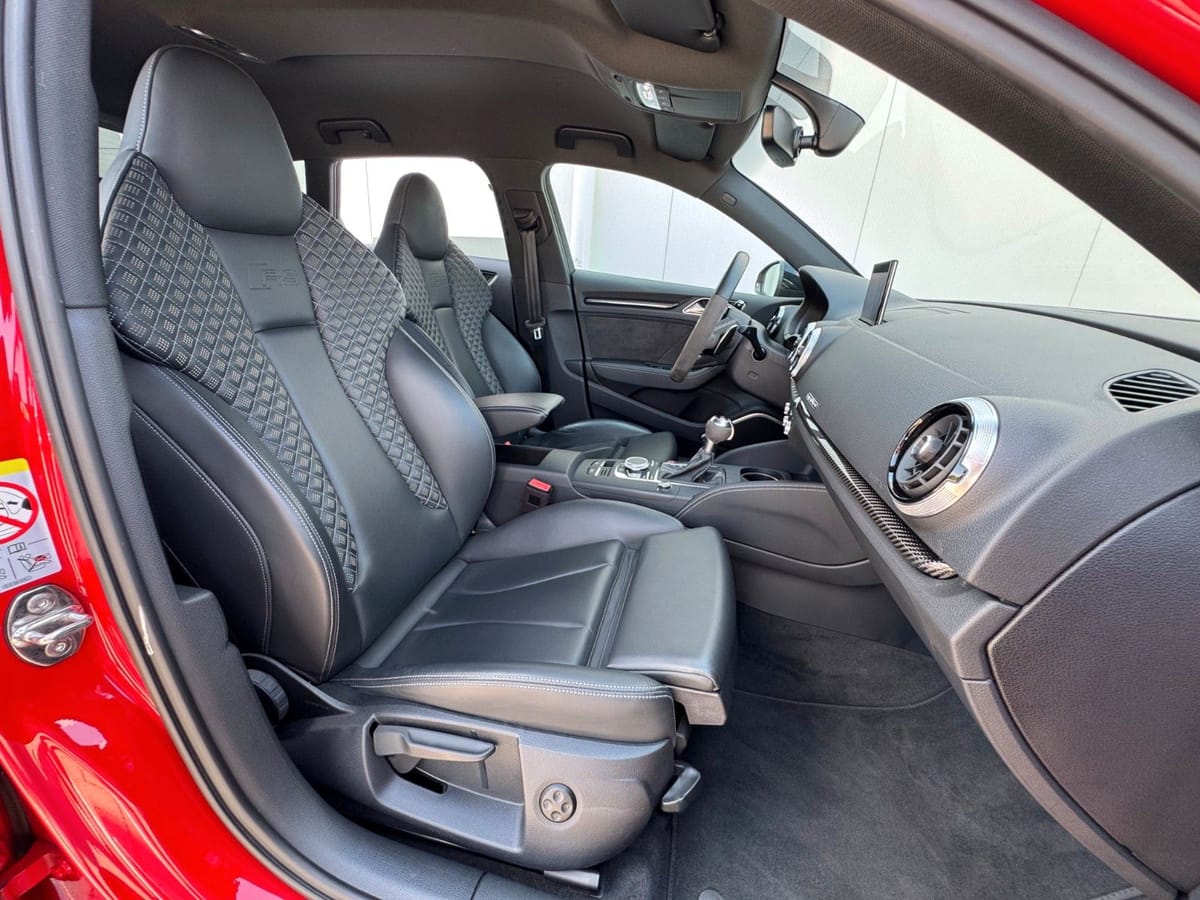 Audi RS3 Sportback 2.5 TFSI quattro BLACK LED B&O foto 15