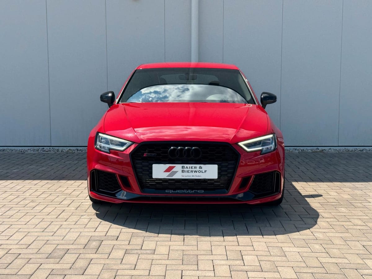 Audi RS3 Sportback 2.5 TFSI quattro BLACK LED B&O foto 3