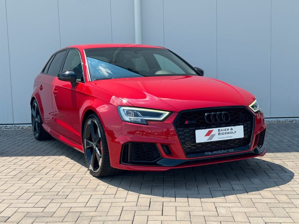 Audi RS3 Sportback 2.5 TFSI quattro BLACK LED B&O foto 4