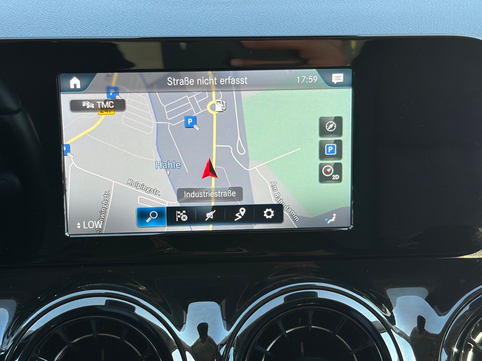Mercedes-Benz GLA 180 d 1.Hand / HU NEU / MB Scheckheft foto 21